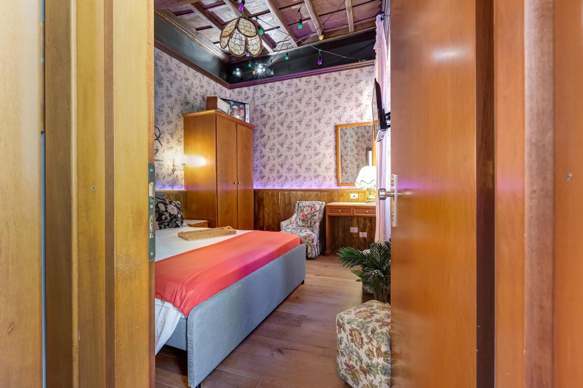 Stranger Pod Apartment Рим Екстериор снимка